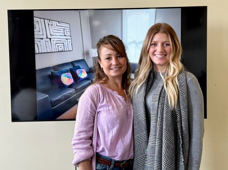 Hollie and Jennifer from Elgin Counselling and Meditation Centre.