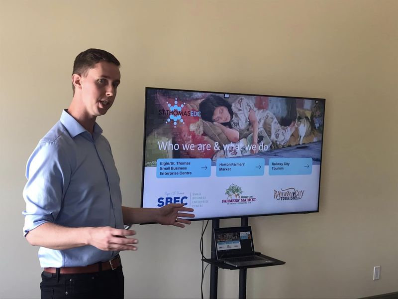 Member of STEA giving a presentation
